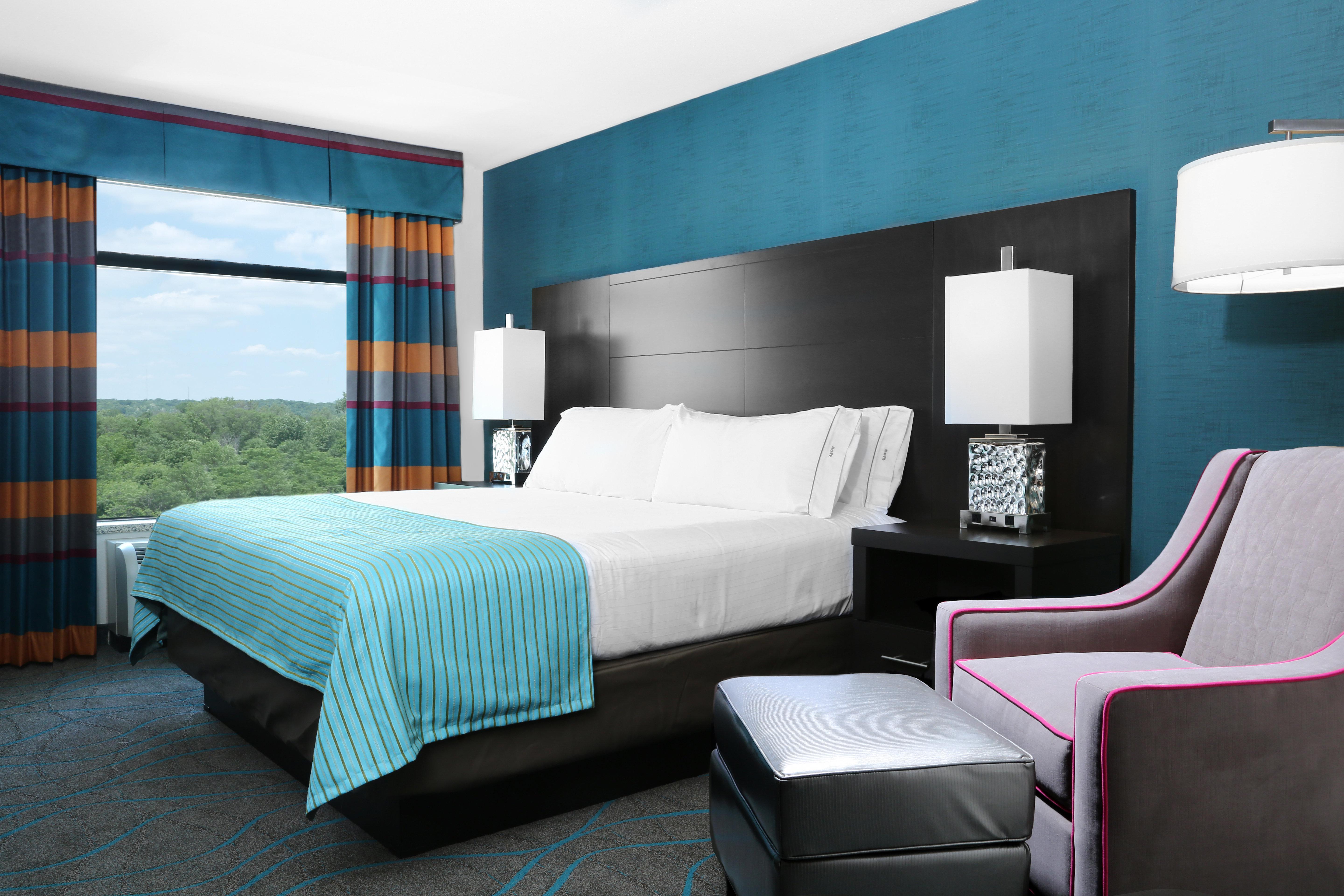 Holiday Inn Express Moline - Quad Cities Area By Ihg Exterior photo